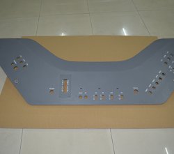 鋁板和碳纖維板哪個(gè)輕？性能表現(xiàn)呢？